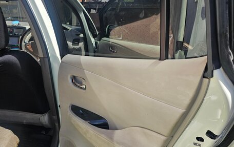 Nissan Leaf I, 2011 год, 590 000 рублей, 9 фотография