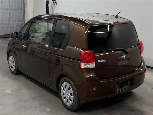 Toyota Porte II, 2015 год, 1 035 000 рублей, 2 фотография