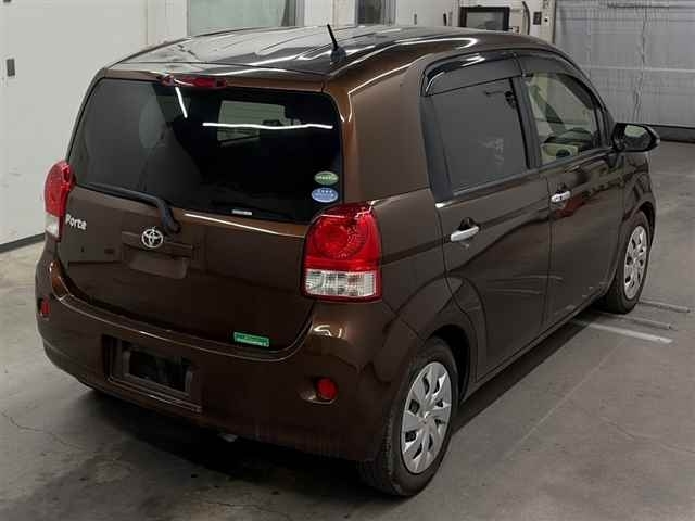 Toyota Porte II, 2015 год, 1 035 000 рублей, 5 фотография