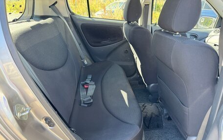 Toyota Vitz, 2001 год, 460 000 рублей, 13 фотография