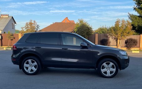 Volkswagen Touareg III, 2010 год, 2 050 000 рублей, 3 фотография