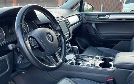 Volkswagen Touareg III, 2010 год, 2 050 000 рублей, 9 фотография