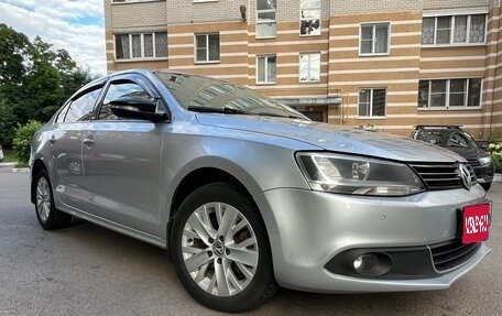 Volkswagen Jetta VI, 2014 год, 1 055 500 рублей, 1 фотография