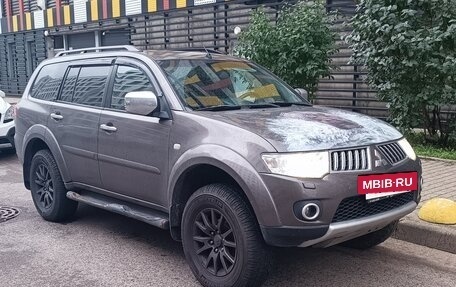 Mitsubishi Pajero Sport II рестайлинг, 2011 год, 2 500 000 рублей, 4 фотография