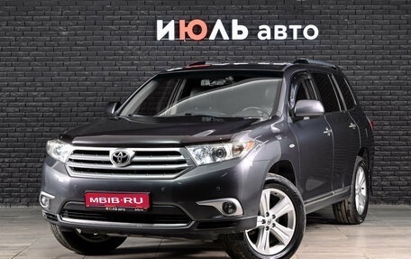 Toyota Highlander III, 2011 год, 2 150 000 рублей, 1 фотография