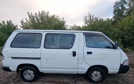 Toyota Town Ace III, 1995 год, 400 000 рублей, 5 фотография