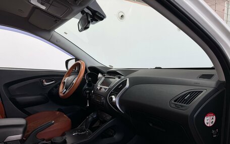 Hyundai ix35 I рестайлинг, 2013 год, 1 450 000 рублей, 10 фотография