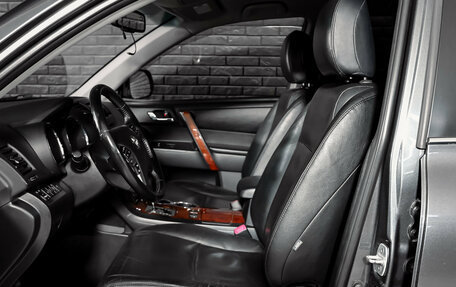 Toyota Highlander III, 2011 год, 2 150 000 рублей, 9 фотография