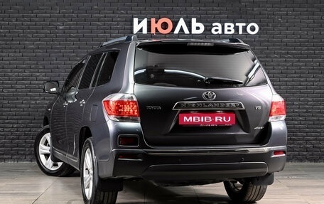 Toyota Highlander III, 2011 год, 2 150 000 рублей, 6 фотография