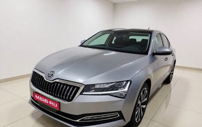 Skoda Superb III рестайлинг, 2022 год, 2 300 000 рублей, 1 фотография