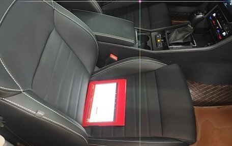 Skoda Superb III рестайлинг, 2022 год, 2 300 000 рублей, 18 фотография