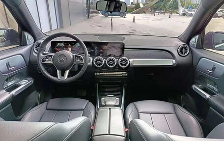 Mercedes-Benz GLB, 2022 год, 1 999 999 рублей, 15 фотография
