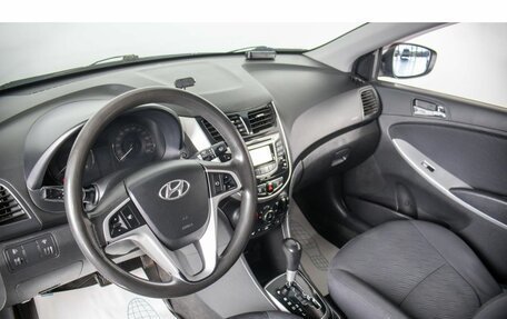 Hyundai Solaris II рестайлинг, 2011 год, 729 000 рублей, 7 фотография