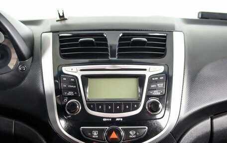 Hyundai Solaris II рестайлинг, 2011 год, 729 000 рублей, 17 фотография