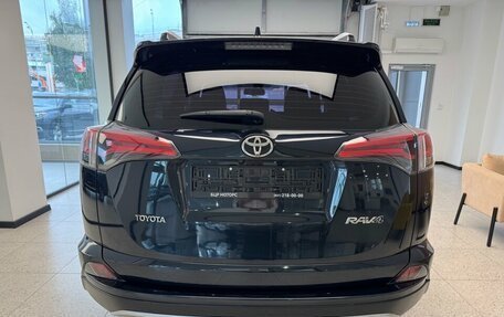 Toyota RAV4, 2017 год, 1 700 000 рублей, 5 фотография