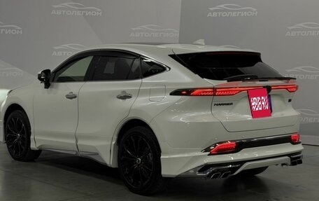 Toyota Harrier, 2022 год, 4 650 000 рублей, 3 фотография