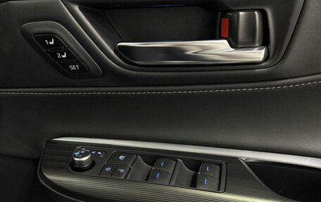 Toyota Harrier, 2022 год, 4 650 000 рублей, 15 фотография