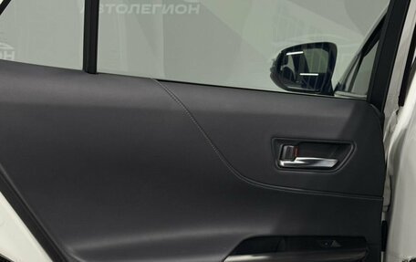 Toyota Harrier, 2022 год, 4 650 000 рублей, 18 фотография