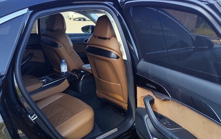 Audi A8, 2018 год, 5 900 000 рублей, 8 фотография