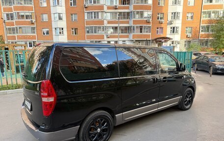 Hyundai H-1 II рестайлинг, 2012 год, 1 685 000 рублей, 11 фотография
