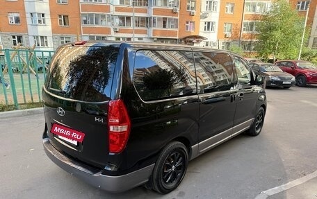 Hyundai H-1 II рестайлинг, 2012 год, 1 685 000 рублей, 7 фотография