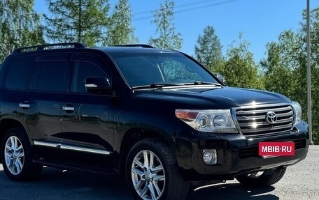 Toyota Land Cruiser 200, 2014 год, 5 000 000 рублей, 3 фотография