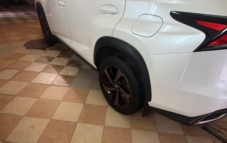 Lexus NX I, 2021 год, 4 000 000 рублей, 5 фотография