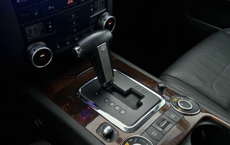Volkswagen Touareg III, 2007 год, 859 000 рублей, 22 фотография