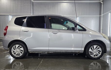 Honda Fit III, 2002 год, 330 000 рублей, 4 фотография