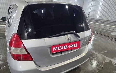 Honda Fit III, 2002 год, 330 000 рублей, 5 фотография