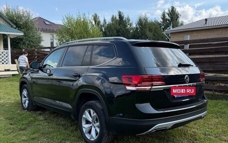 Volkswagen Teramont I, 2018 год, 2 250 000 рублей, 6 фотография
