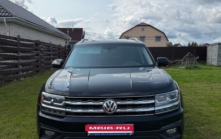 Volkswagen Teramont I, 2018 год, 2 250 000 рублей, 3 фотография