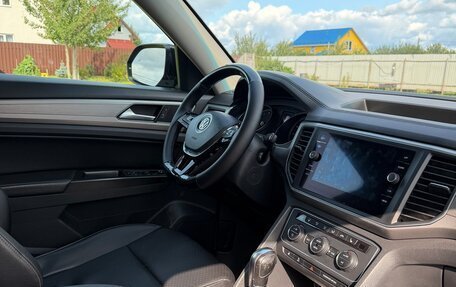 Volkswagen Teramont I, 2018 год, 2 250 000 рублей, 8 фотография