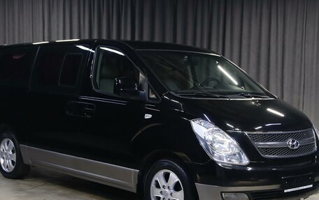 Hyundai Grand Starex Grand Starex I рестайлинг 2, 2013 год, 1 649 000 рублей, 3 фотография