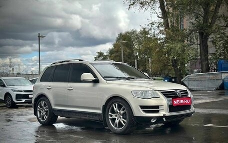 Volkswagen Touareg III, 2008 год, 675 000 рублей, 1 фотография