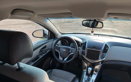 Chevrolet Cruze II, 2013 год, 1 111 000 рублей, 7 фотография