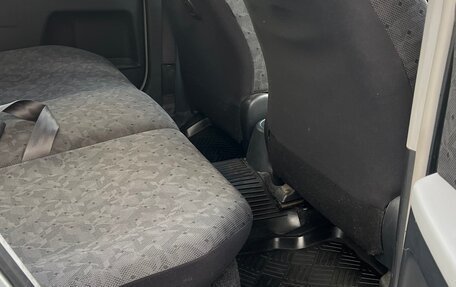 Toyota Vitz, 2010 год, 730 000 рублей, 13 фотография