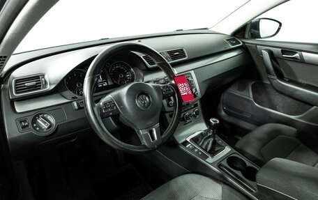 Volkswagen Passat B7, 2011 год, 749 585 рублей, 11 фотография