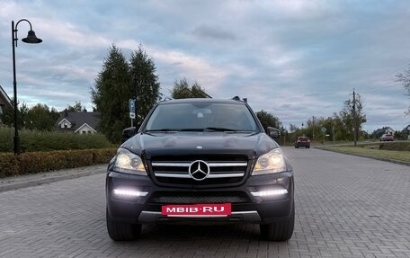 Mercedes-Benz GL-Класс, 2010 год, 2 000 000 рублей, 9 фотография