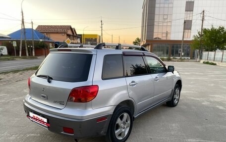 Mitsubishi Outlander III рестайлинг 3, 2004 год, 620 000 рублей, 4 фотография