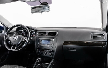 Volkswagen Jetta VI, 2015 год, 1 399 000 рублей, 9 фотография
