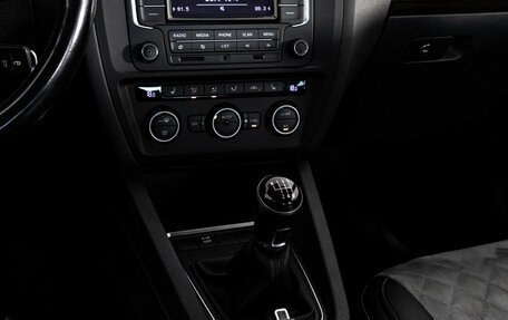 Volkswagen Jetta VI, 2015 год, 1 399 000 рублей, 13 фотография