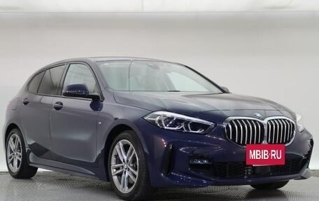 BMW 1 серия, 2022 год, 1 500 000 рублей, 3 фотография