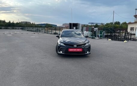 Toyota Camry, 2022 год, 2 400 000 рублей, 3 фотография