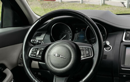 Jaguar E-Pace, 2019 год, 2 500 000 рублей, 14 фотография