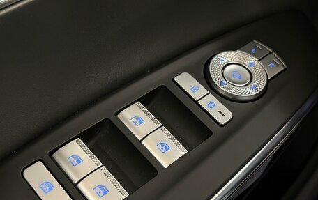 Genesis GV70, 2021 год, 3 900 000 рублей, 21 фотография