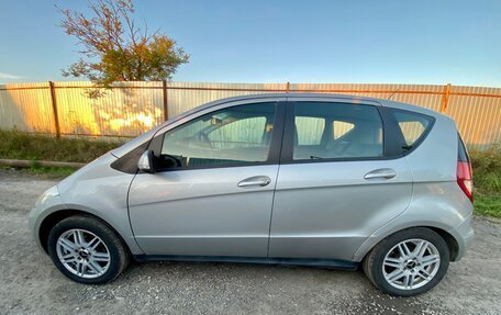Mercedes-Benz A-Класс, 2012 год, 950 000 рублей, 13 фотография