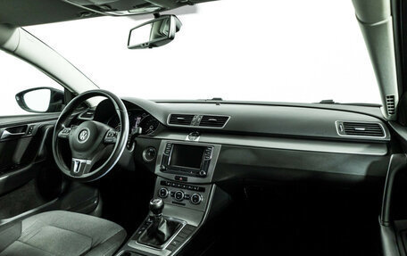 Volkswagen Passat B7, 2012 год, 829 700 рублей, 9 фотография