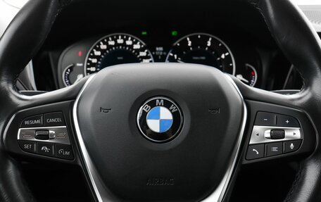 BMW 3 серия, 2019 год, 3 190 000 рублей, 12 фотография