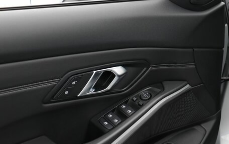 BMW 3 серия, 2019 год, 3 190 000 рублей, 17 фотография